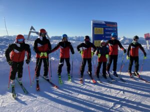 Schiteam testet Rennstrecke am Hochkar